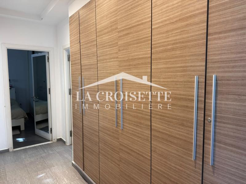 Etage de villa semi-meublé S+3 à La Marsa